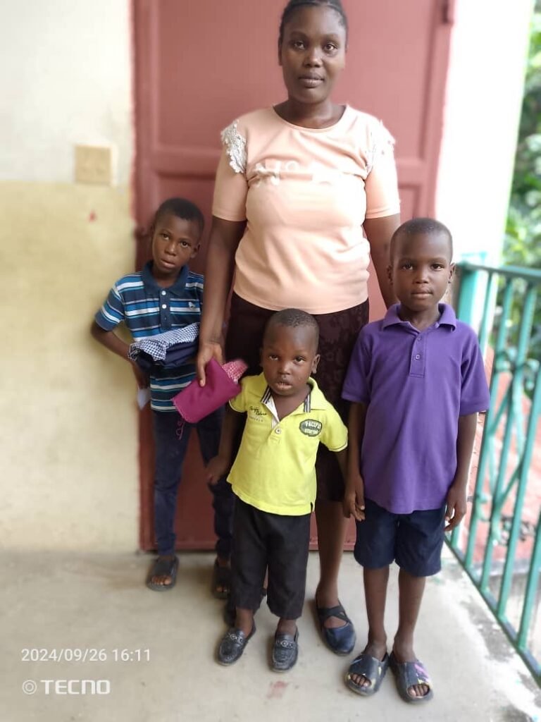 b27c3f51-5a9b-4d0f-829a-f0db0b6dfc64